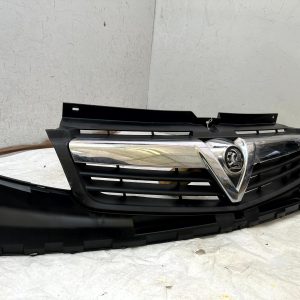 Vauxhall Vivaro Front Bumper Grille 2007 TO 2014 623100248R Genuine - Image 4