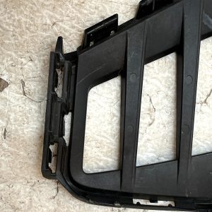 Volkswagen Golf Front Bumper Right Fog Light Grille 17 TO 20 5G0853212K Genuine - Image 9