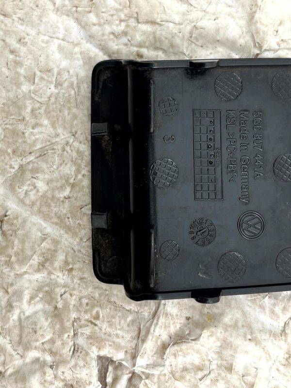 Volkswagen Golf Mk7 Rear Bumper Tow Hook Cap Cover 2017 2020 5G6807441A Genuine 178237100781 8