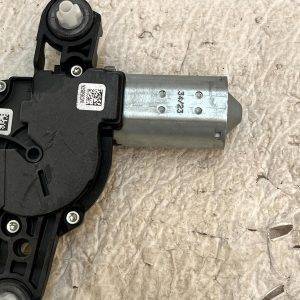 Volkswagen Golf Mk8 Tailgate Window Wiper Motor 2020 TO 2024 5H0955711C Genuine - Image 8