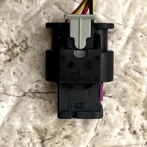 Volkswagen ID.3 Bumper Parking Sensor Plug Connector 2021 ON 1EA973703D Genuine - Image 5