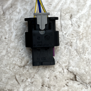 Volkswagen ID.3 Bumper Parking Sensor Plug Connector 2021 ON 1EA973703D Genuine - Image 5