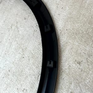 Volkswagen Tiguan MK3 Front Left Side Wheel Arch Trim 2024 ON 571853717A Genuine - Image 15