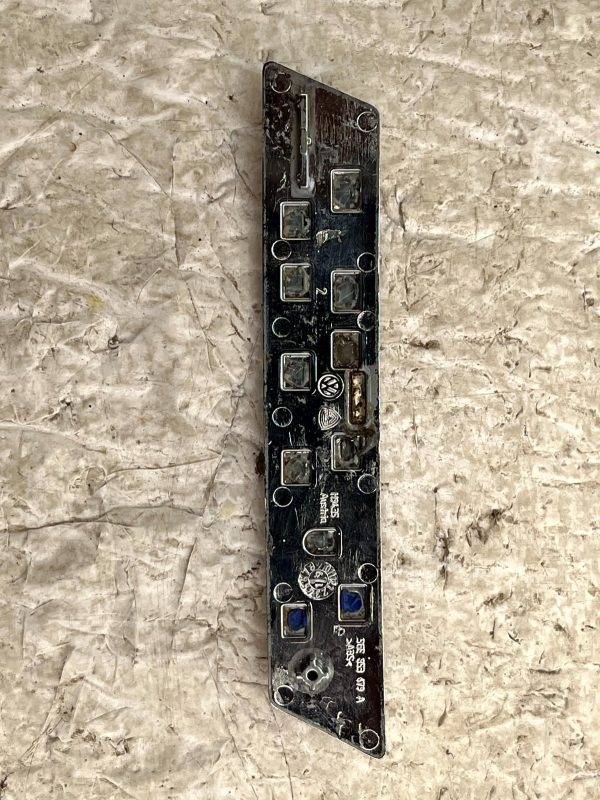 Volkswagen VW Golf MK7 Front Grille Badge Emblem Logo 5GE853679A Genuine 178225146731 4