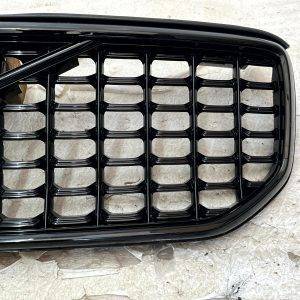 Volvo XC40 Front Bumper Upper Radiator Grille 2022 ON 32409406 Genuine 21 Volvo XC40 Front Bumper Upper Radiator Grille 2022 ON 32409406 Genuine - Image 6