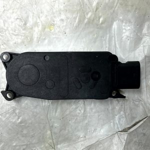 Volvo XC40 HVAC Air Intake Actuator Motor 31498193 Genuine - Image 3