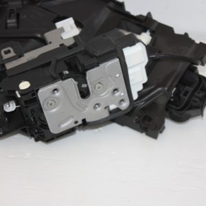 Volvo XC40 Rear Right Door Window Motor With Bracket 2018 ON 30747108 Genuine - Image 5