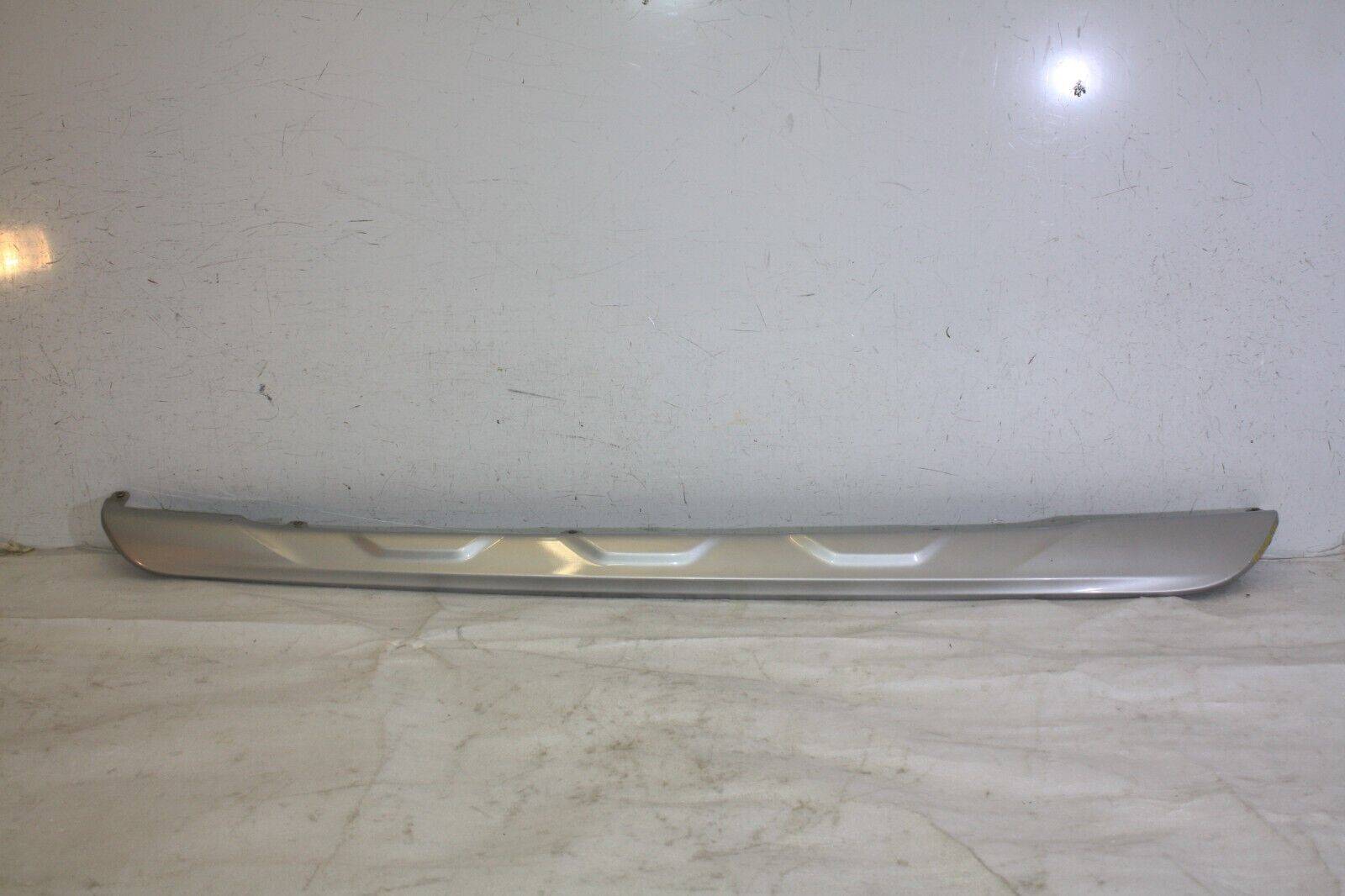 Volvo XC40 Right Side Skirt Sill 31330501 Genuine 176215374011
