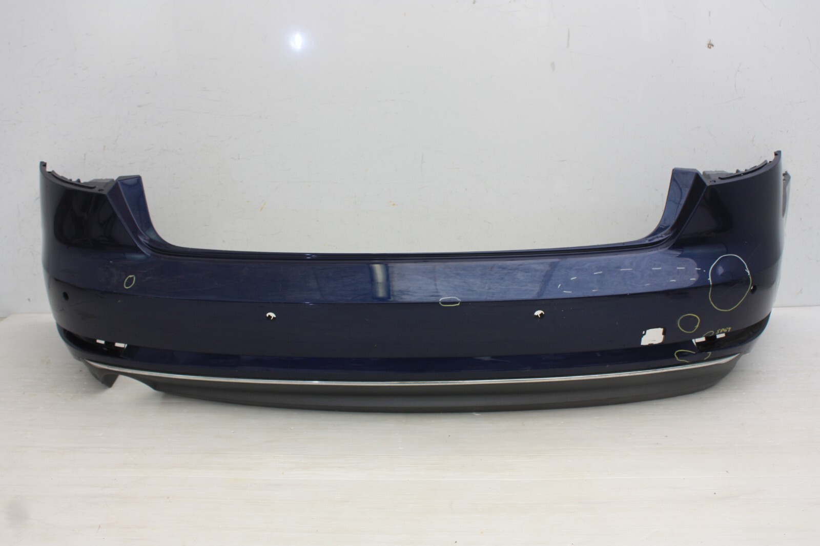 Audi A4 B9 SE Saloon Rear Bumper 2015 TO 2018 8W5807511F Genuine *DAMAGED*