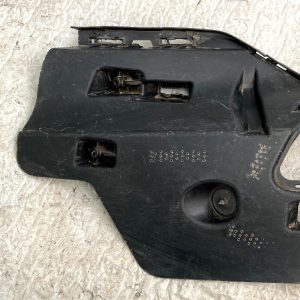 Audi A6 C8 S Line Front Left Headlight Washer Bracket 18-25 4K0807095A Genuine - Image 3