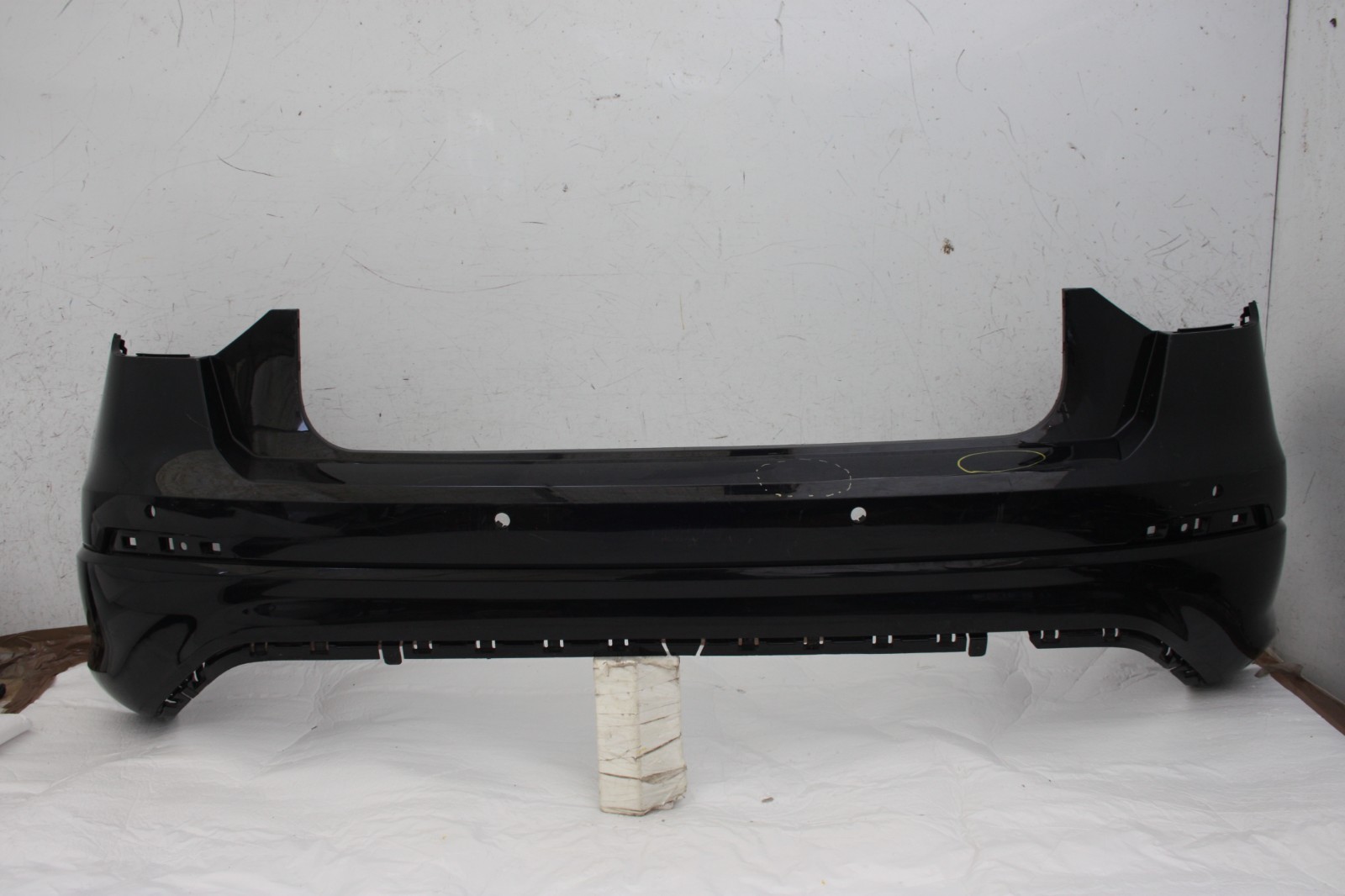 Audi Q2 S Line Rear Bumper 81A807511B Genuine *DAMAGED*