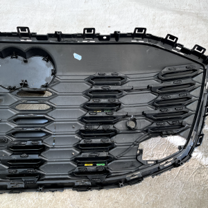 Audi Q6 E Tron S Line Front Bumper Grille 2024 ON 85H853653A Genuine - Image 10