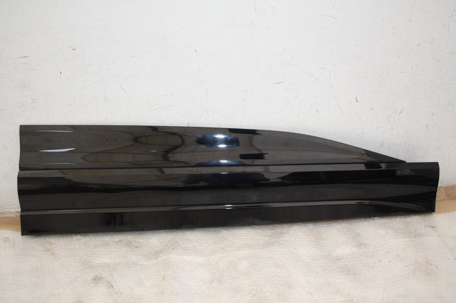 Audi Q6 E Tron S Line Front Right Door Moulding 2024 ON 85H853960A Genuine