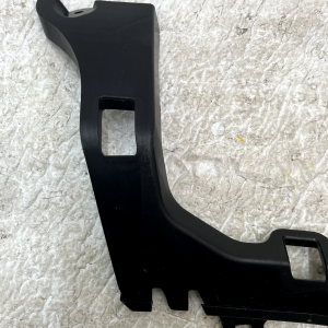 Audi TT Rear Right Bumper Mount Bracket 2014 TO 2023 8S0807364A Genuine - Image 3