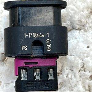 Audi VW Mercedes 3 Pin PDC Sensor Wiring Loom Plug Connector 1-1718644-1 Genuine 16 Audi VW Mercedes 3 Pin PDC Sensor Wiring Loom Plug Connector 1-1718644-1 Genuine - Image 8