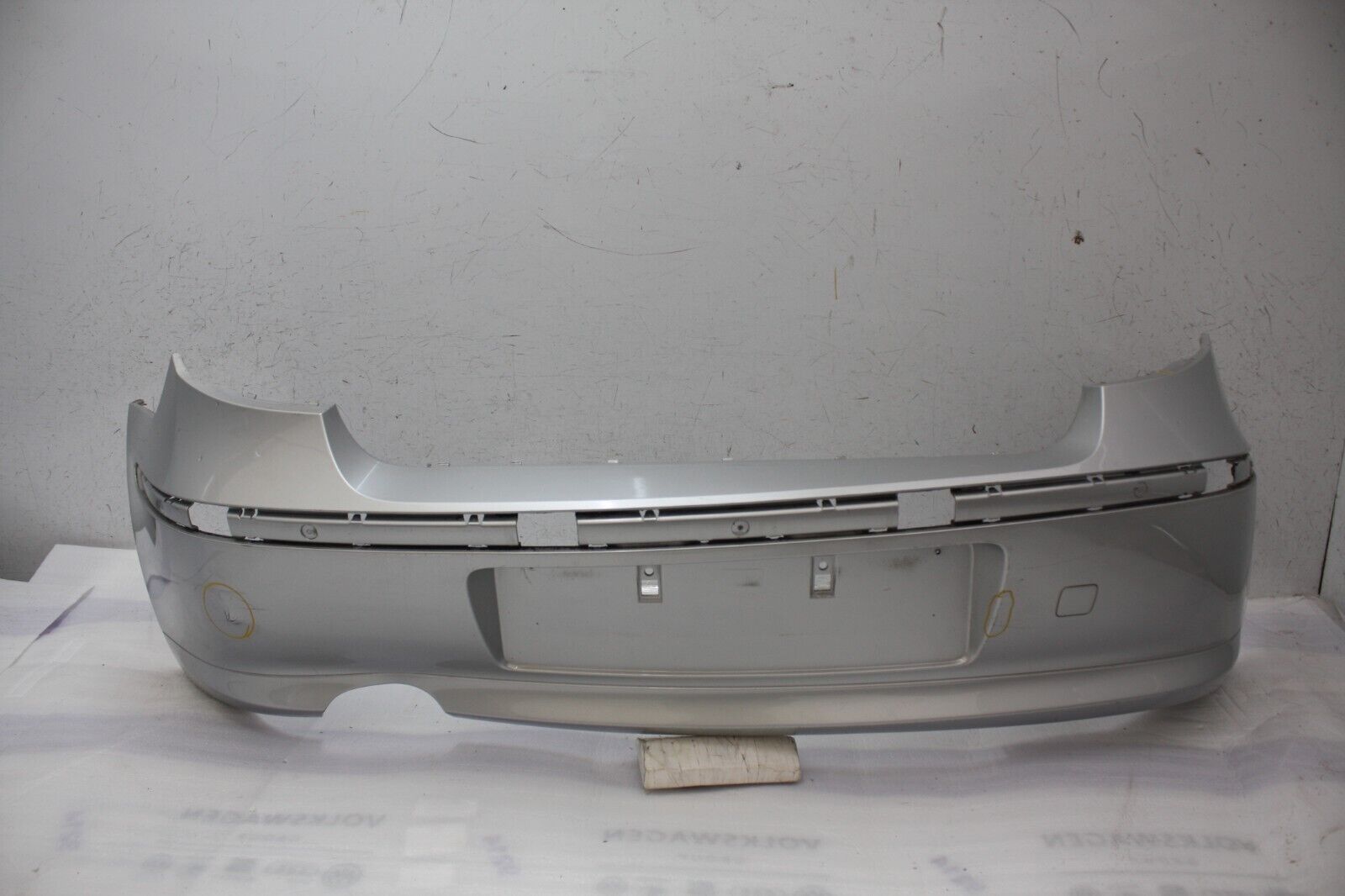 BMW 1 Series E81 E87 Rear Bumper 2007 TO 2011 7166612 Genuine *DAMAGED*