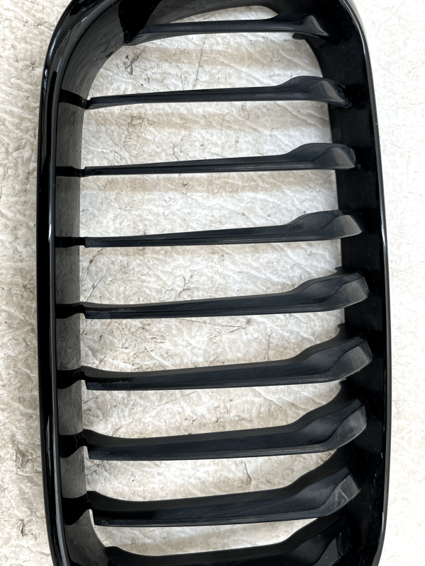 BMW 1 Series F20 F21 LCI Front Bumper Right Grille 2015 TO 2019 7371748 Genuine 178556541242 3