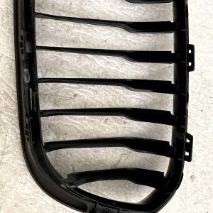 BMW 1 Series F20 F21 LCI Front Bumper Right Grille 2015 TO 2019 7371748 Genuine - Image 8