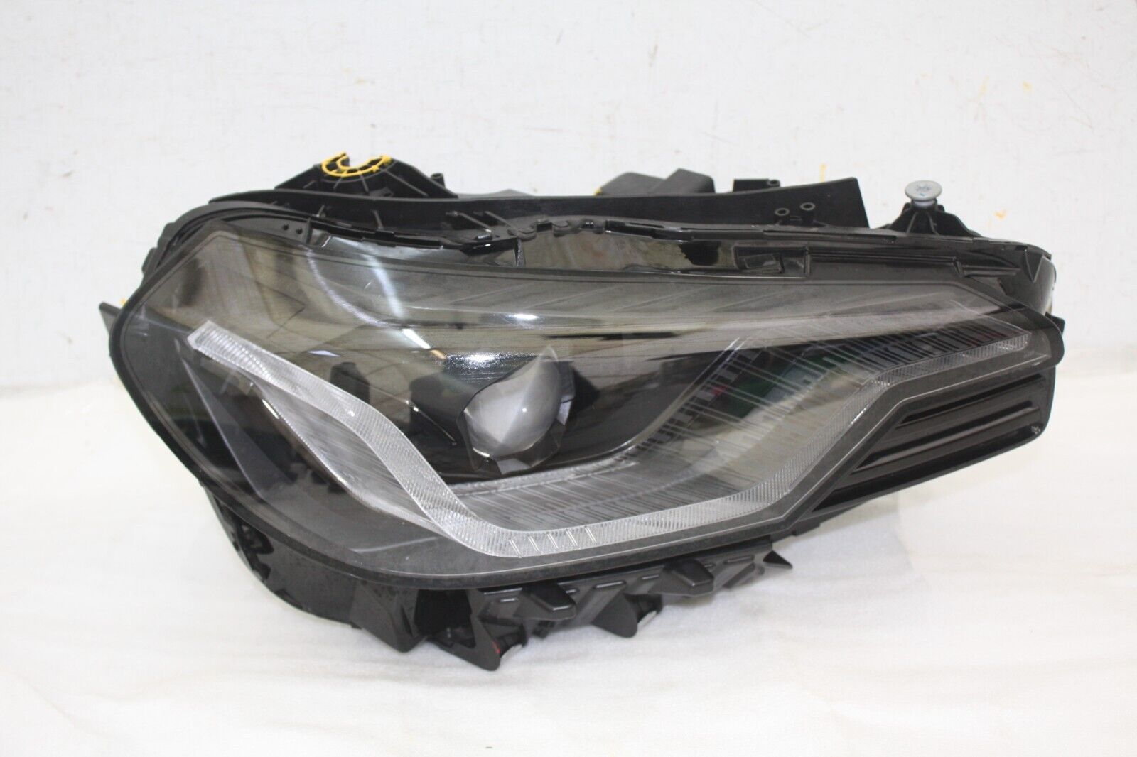 BMW 2 Series G42 Right Side LED Headlight 2022 ON 9503472-04 Genuine *DAMAGED*