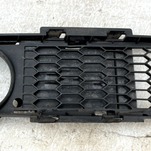 BMW 3 E90 E91 Front Bumper Left Fog Light Grille Trim 05-08 51117906497 Genuine - Image 4