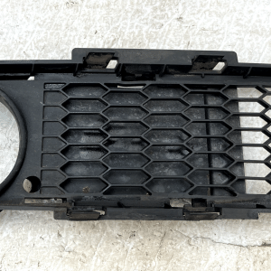 BMW 3 E90 E91 Front Bumper Left Fog Light Grille Trim 05-08 51117906497 Genuine 13 BMW 3 E90 E91 Front Bumper Left Fog Light Grille Trim 05-08 51117906497 Genuine - Image 3