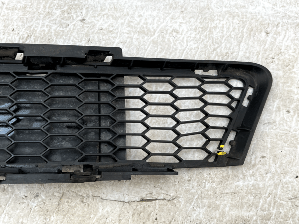 BMW 3 E90 E91 Front Bumper Left Fog Light Grille Trim 05-08 51117906497 Genuine 3 BMW 3 E90 E91 Front Bumper Left Fog Light Grille Trim 05 08 51117906497 Genuine 178510567652 4