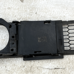 BMW 3 E90 E91 Front Bumper Left Fog Light Grille Trim 05-08 51117906497 Genuine 17 BMW 3 E90 E91 Front Bumper Left Fog Light Grille Trim 05-08 51117906497 Genuine - Image 7