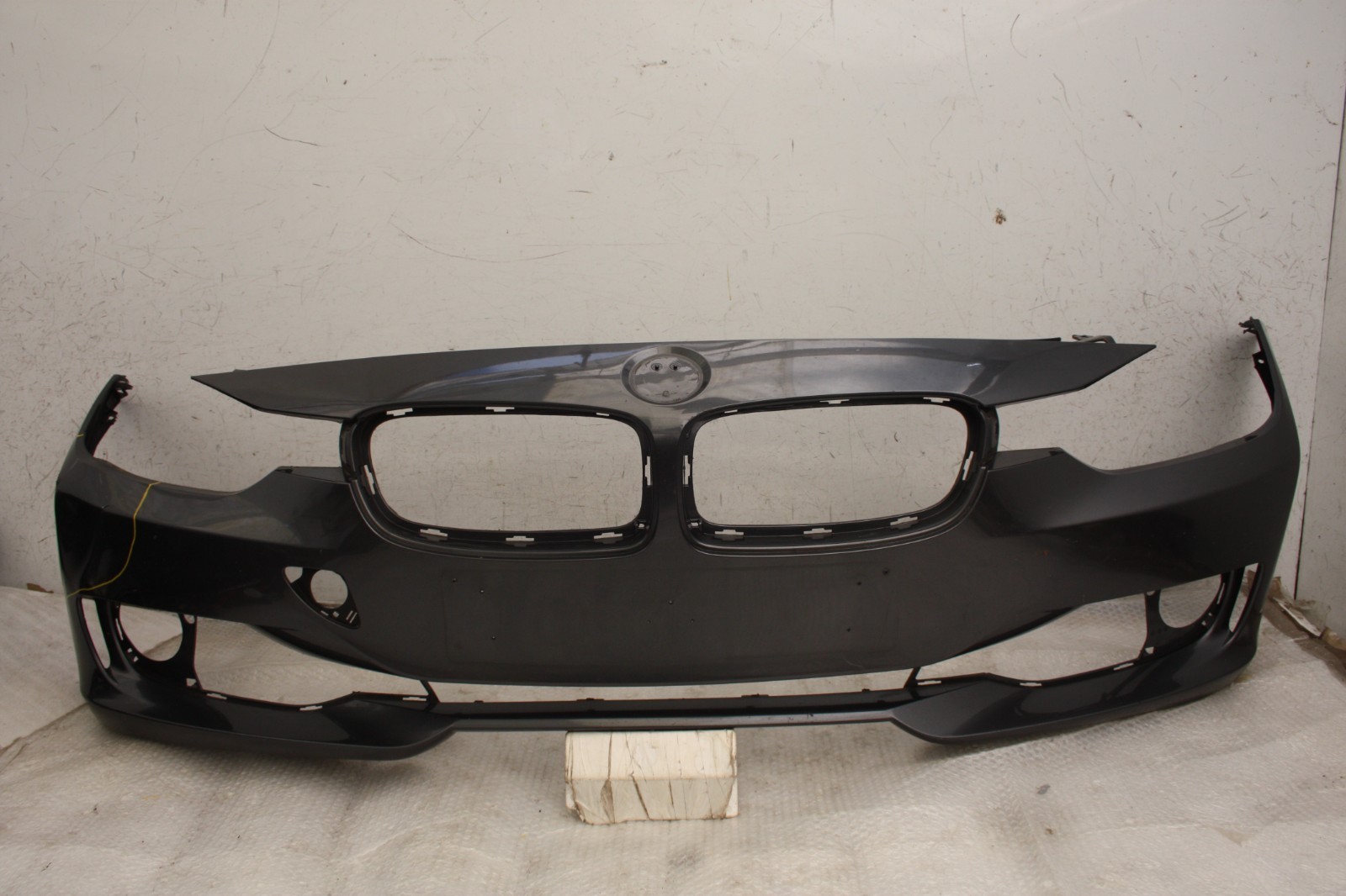 BMW 3 Series F30 F31 SE Front Bumper 2012-2015 51117263476 Genuine *DAMAGED*