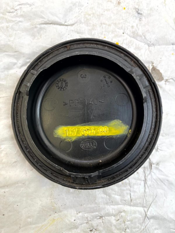 BMW-5-Series-F10-F11-Headlight-Dust-Cover-Cap-14735400-Genuine-177657521952