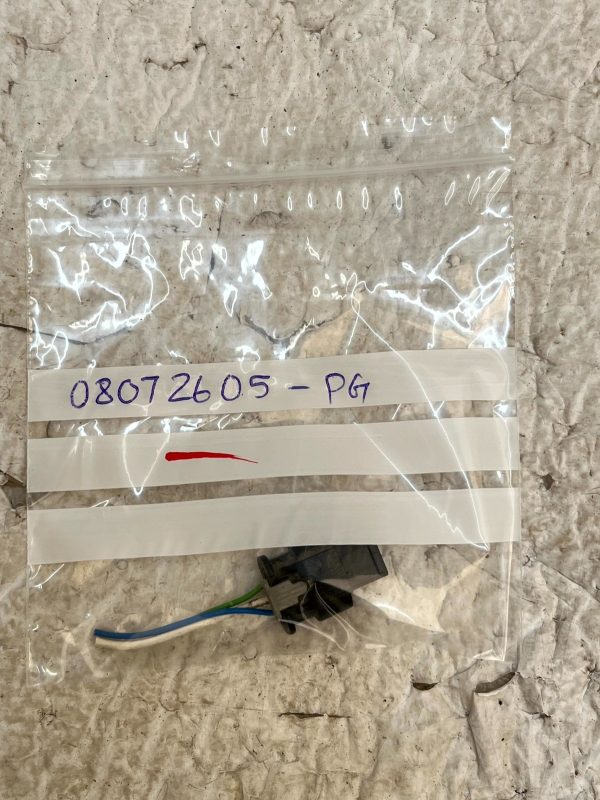 BMW Peugeot Citroen 3 Pin Parking Sensor Loom Plug Connector 1-2289033-5 Genuine 9 BMW Peugeot Citroen 3 Pin Parking Sensor Loom Plug Connector 1 2289033 5 Genuine 178448497972 10
