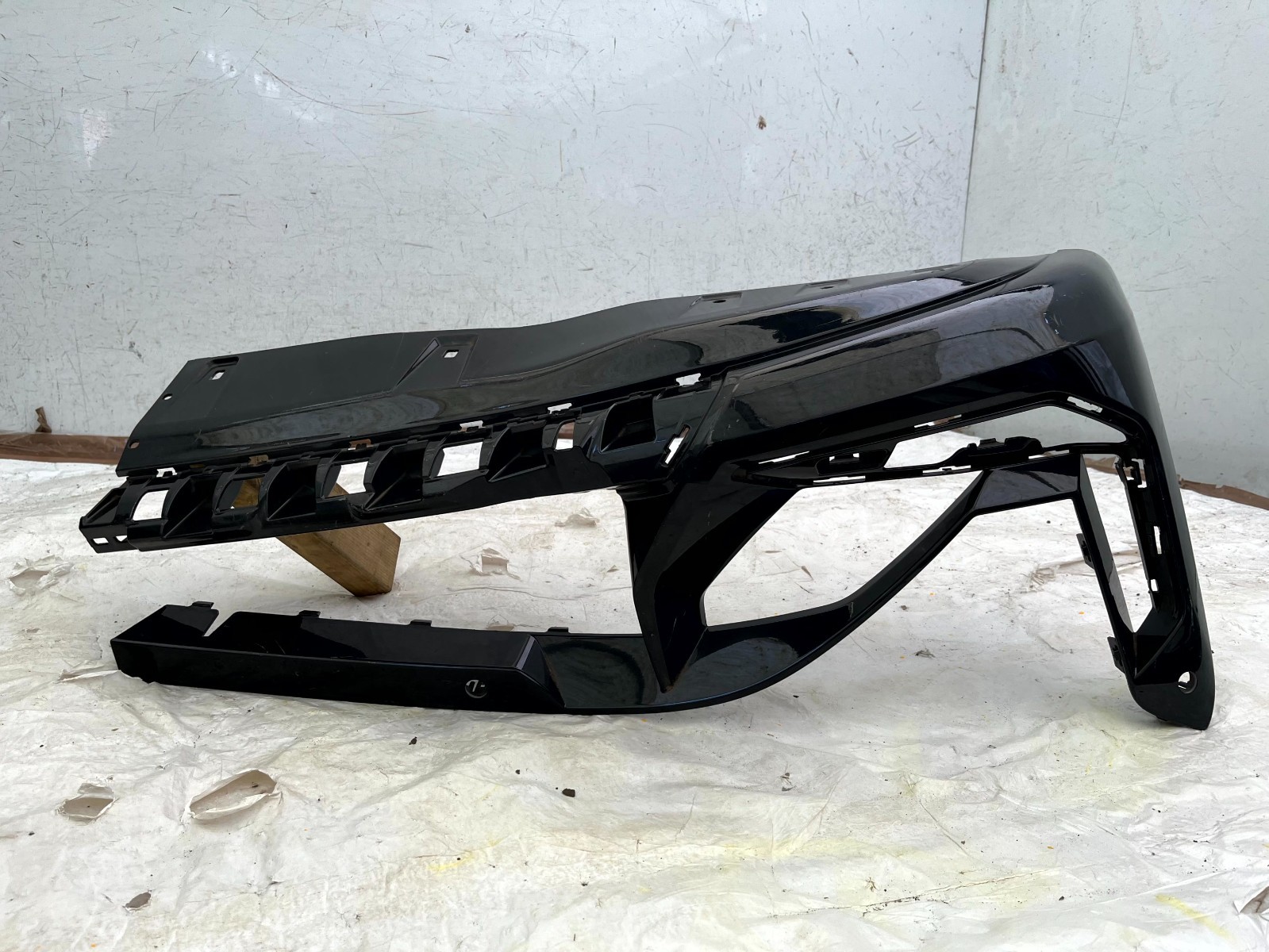 BMW X1 U11 X Line Front Bumper Right Side Corner 2022 ON 51115A0DB80 Genuine