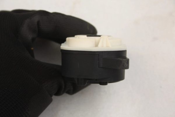 BMW X5 G05 HVAC Air Intake Flap Actuator Motor 5811R1000 Genuine 178550988732 5