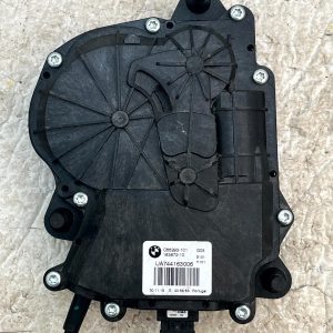 BMW X5 G05 Rear Tailgate Boot Lid Soft Closing Lock Actuator 163672-10 Genuine - Image 3