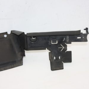 BMW X7 G05 G06 G07 Front Lower Radiator Air Duct 51747421678 Genuine - Image 3