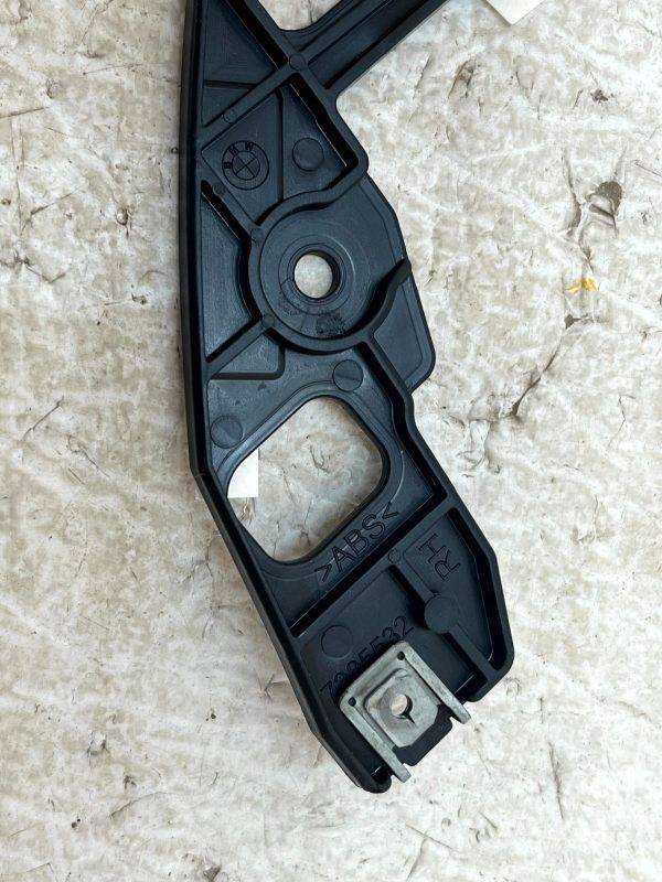 BMW i3 I01 Front Right Wing Reinforcement Side Panel 13 22 51647385532 Genuine 178313225832 5