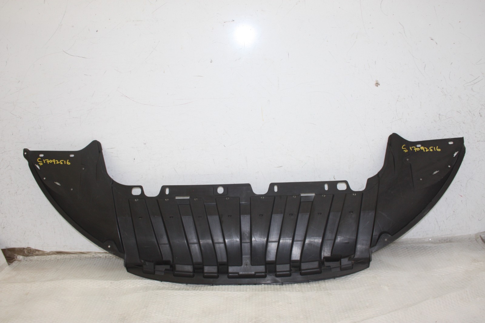 Ford C-Max Front Bumper Under Tray 2015-2019 F1CB-17B769-A Genuine *DAMAGED*