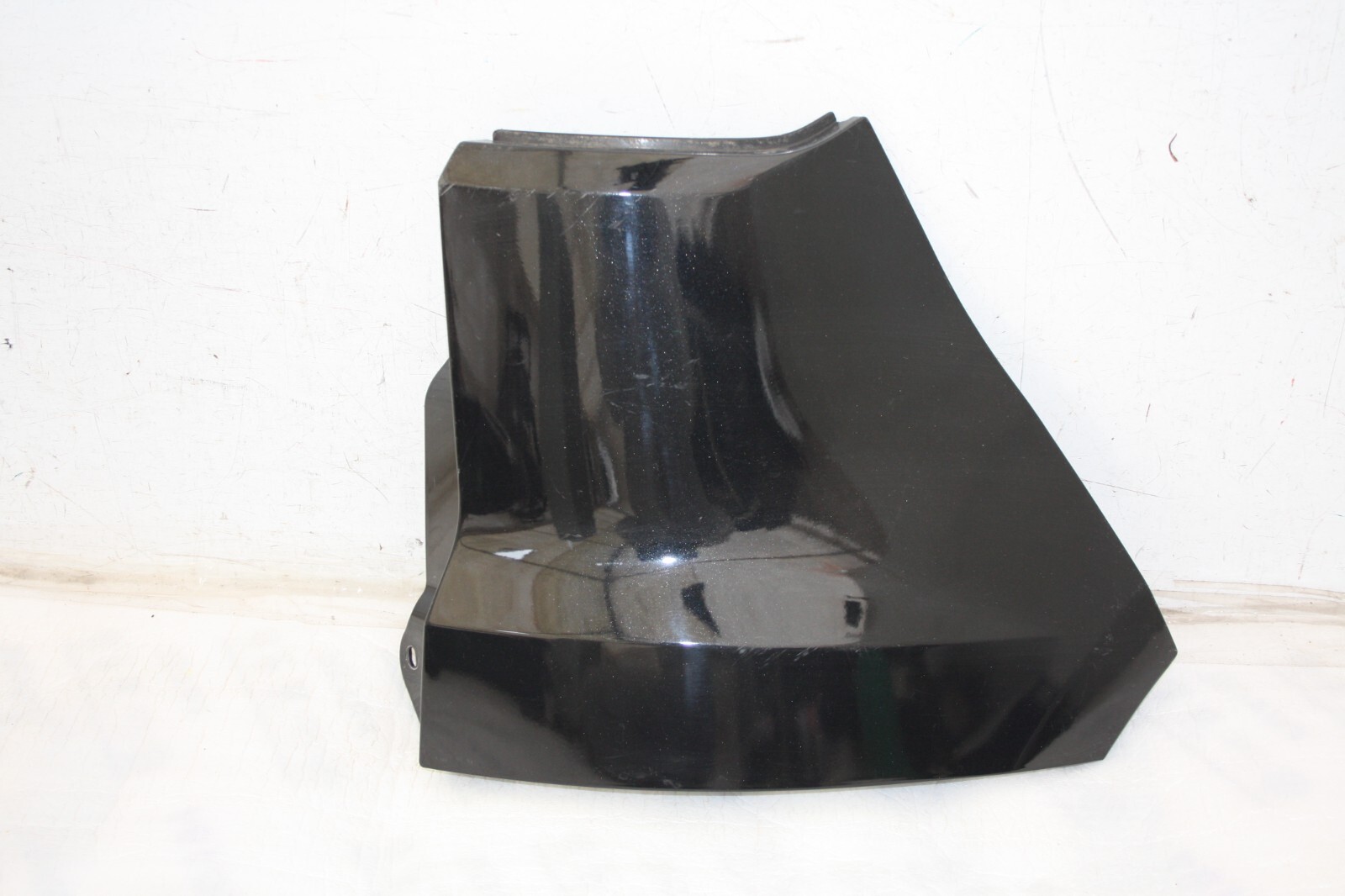 Ford EcoSport Rear Bumper Right Side Corner CN15-17K782-AB Genuine