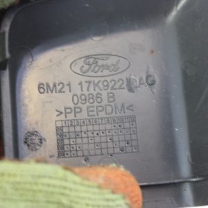 Ford Galaxy Rear Bumper Tow Cover 2006 TO 2010 6M21-17K922-AC - Image 9