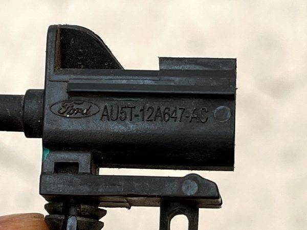 Ford Kuga Fiesta Mondeo Ambient Air Temperature Sensor AU5T 12A647 AC Genuine 178458759472 8