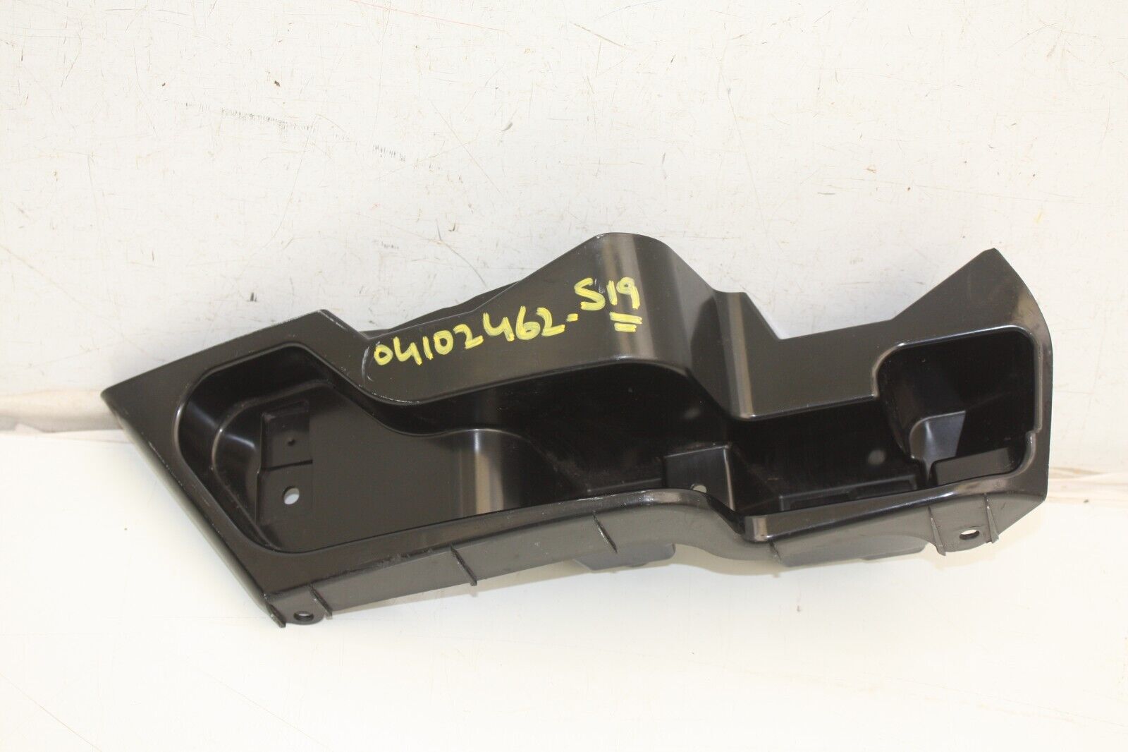 Ford Mondeo Rear Bumper Right Bracket 2015 TO 2019 DS73-17E850-B Genuine