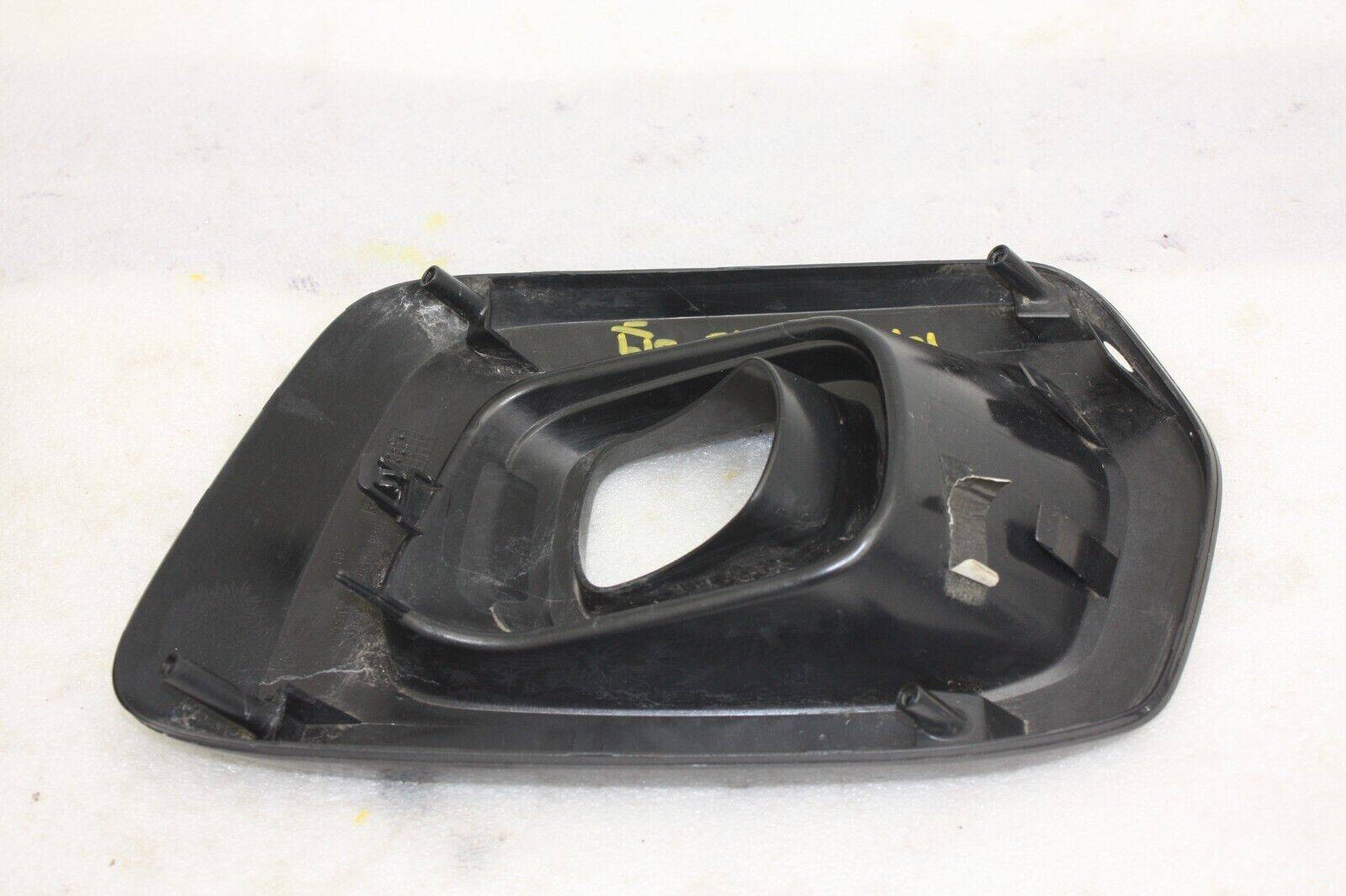 Ford-Ranger-Front-Bumper-Right-Fog-Light-Surround-Trim-JB3B-15A298-D-Genuine-176577547712-8