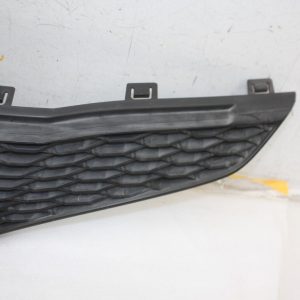 Honda Jazz Front Bumper Grill Genuine - Image 3