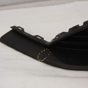 Honda Jazz Front Bumper Lower Grill 71151-TZB-G0 Genuine *DAMAGED* - Image 8