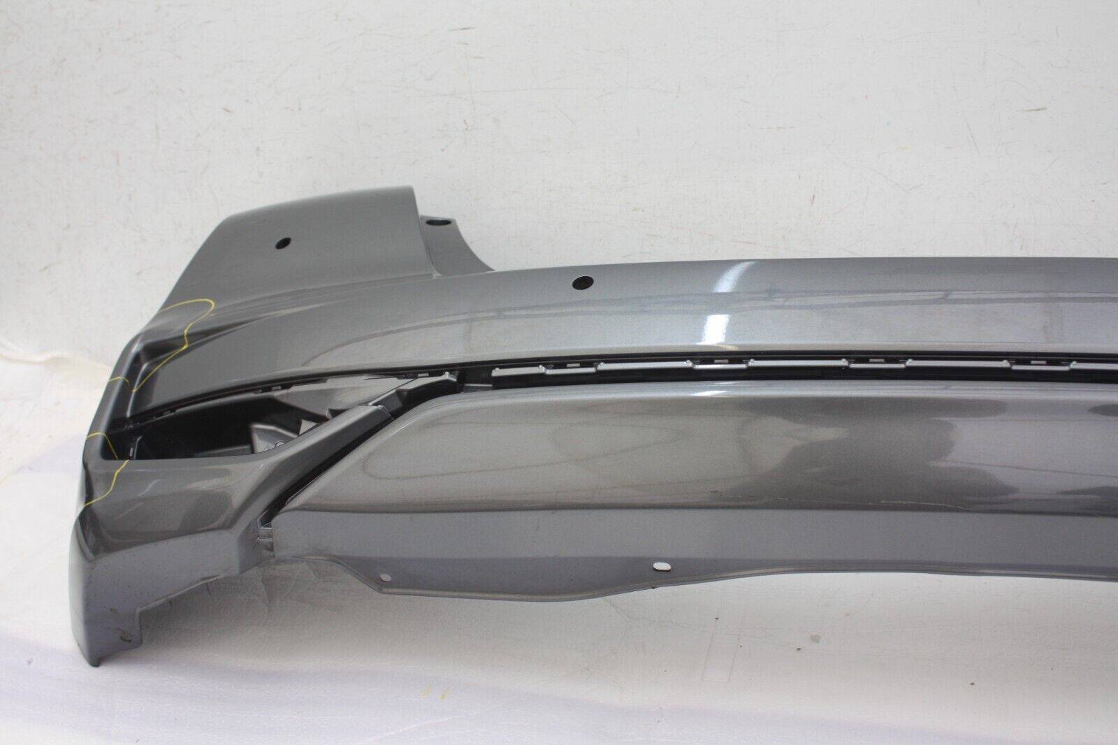 Honda-Jazz-Rear-Bumper-71501-T5A-J500-Genuine-DAMAGED-176643768592-4