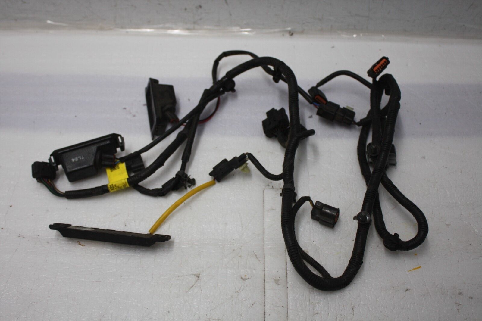 Hyundai Ioniq Rear Bumper Wiring Loom 91890-G2130 Genuine