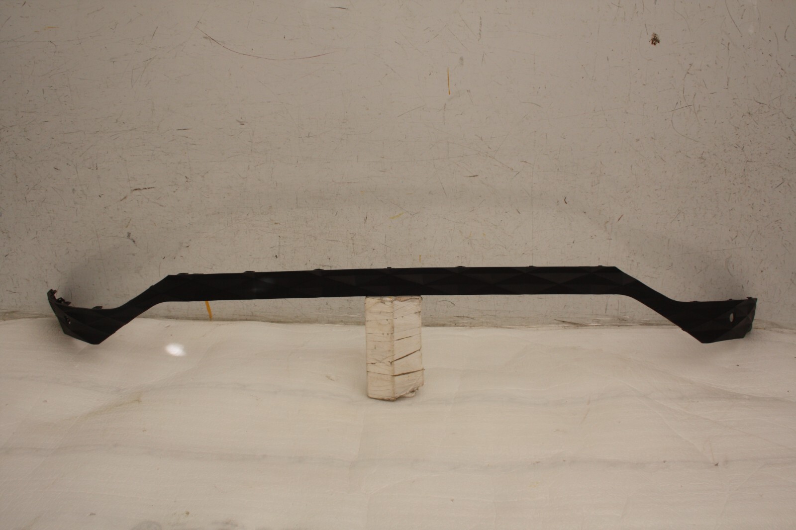 Hyundai Tucson Rear Bumper Lower Section Trim 2021 TO 2024 86696-N7050 Genuine