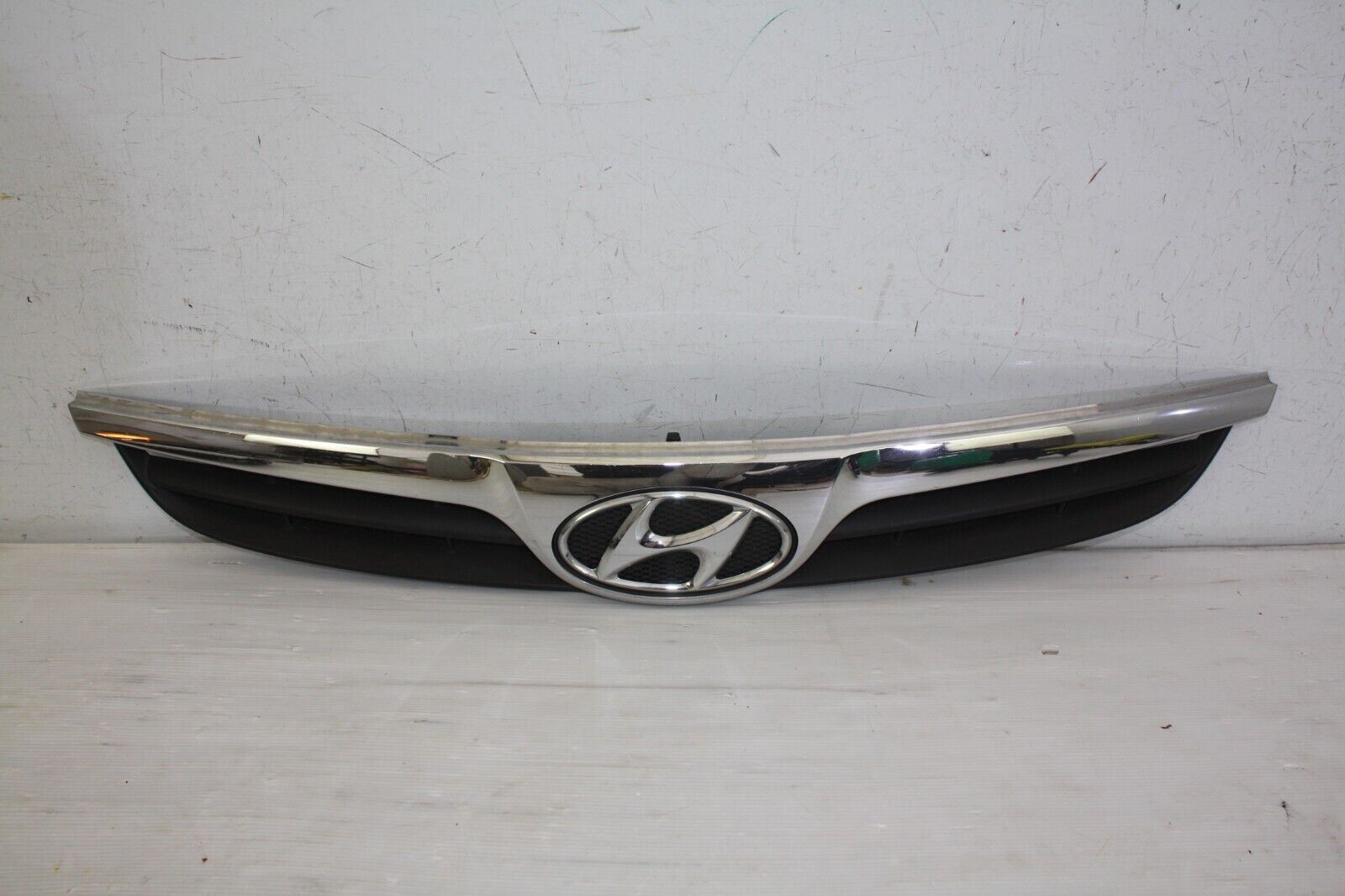 Hyundai i20 Front Bumper Grill 2009-2012 86351-1J000 Genuine