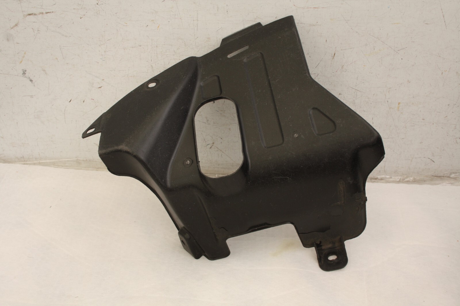 Hyundai i30 Rear Bumper Left Under Cover Trim 2012 TO 2015 86693-A6000 Genuine