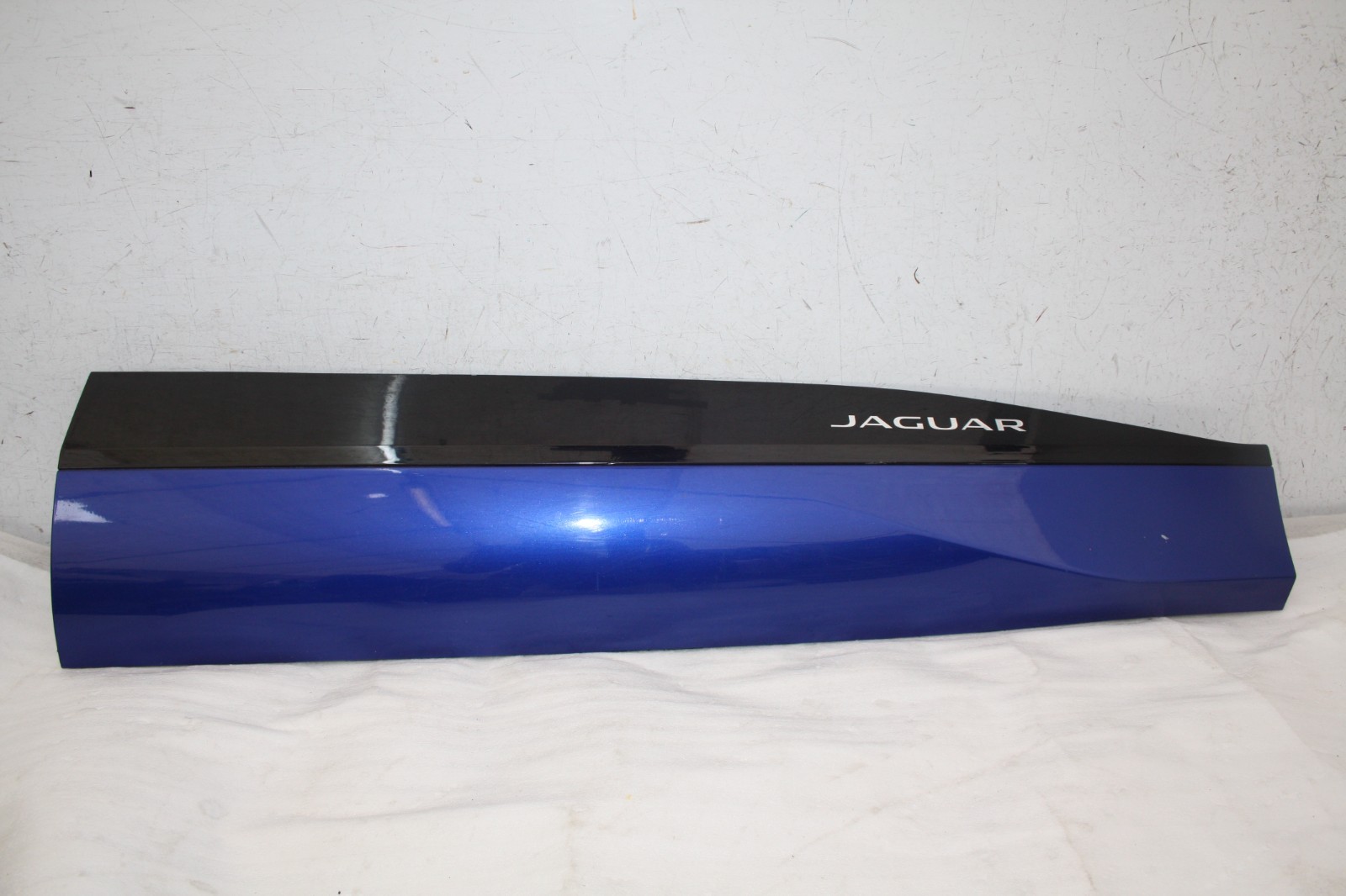 Jaguar I Pace X590 Front Right Door Moulding 2018 ON J9D3-21064-A Genuine