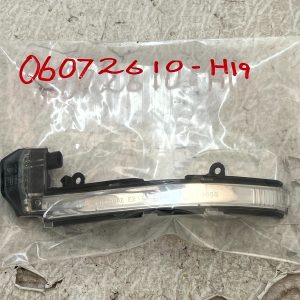 Jaguar XK XJ XE Left Mirror Indicator Signal Lamp GX6313B382A Genuine - Image 11